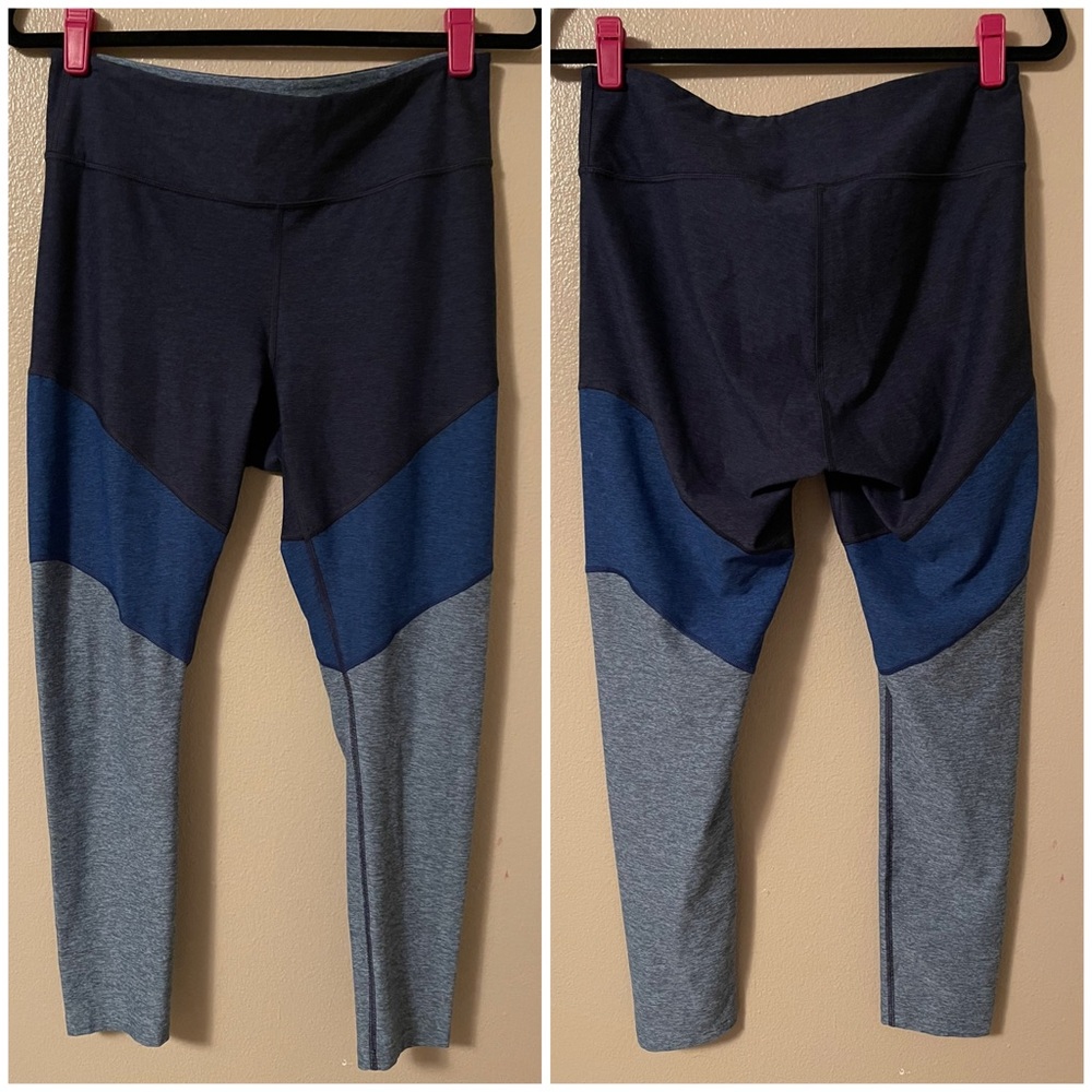 OUTDOOR VOICES 7/8 High Rise Blue Colorblock Workout Leggings - Picture 2 of 4